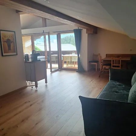 Buchnerhof شقة